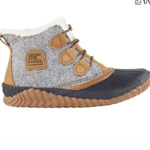 Sorel Women’s Out N About Boots Waterproof Gray Felt Size 6 USA